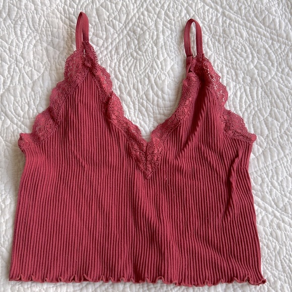 Beautiful lace /rib knit crop Cami size XS - Picture 1 of 6